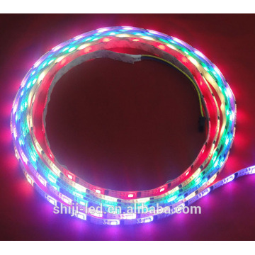 La rgb 5v dmx adressable flexible numérique a mené la bande ws2801 pour la décoration de bâtiment